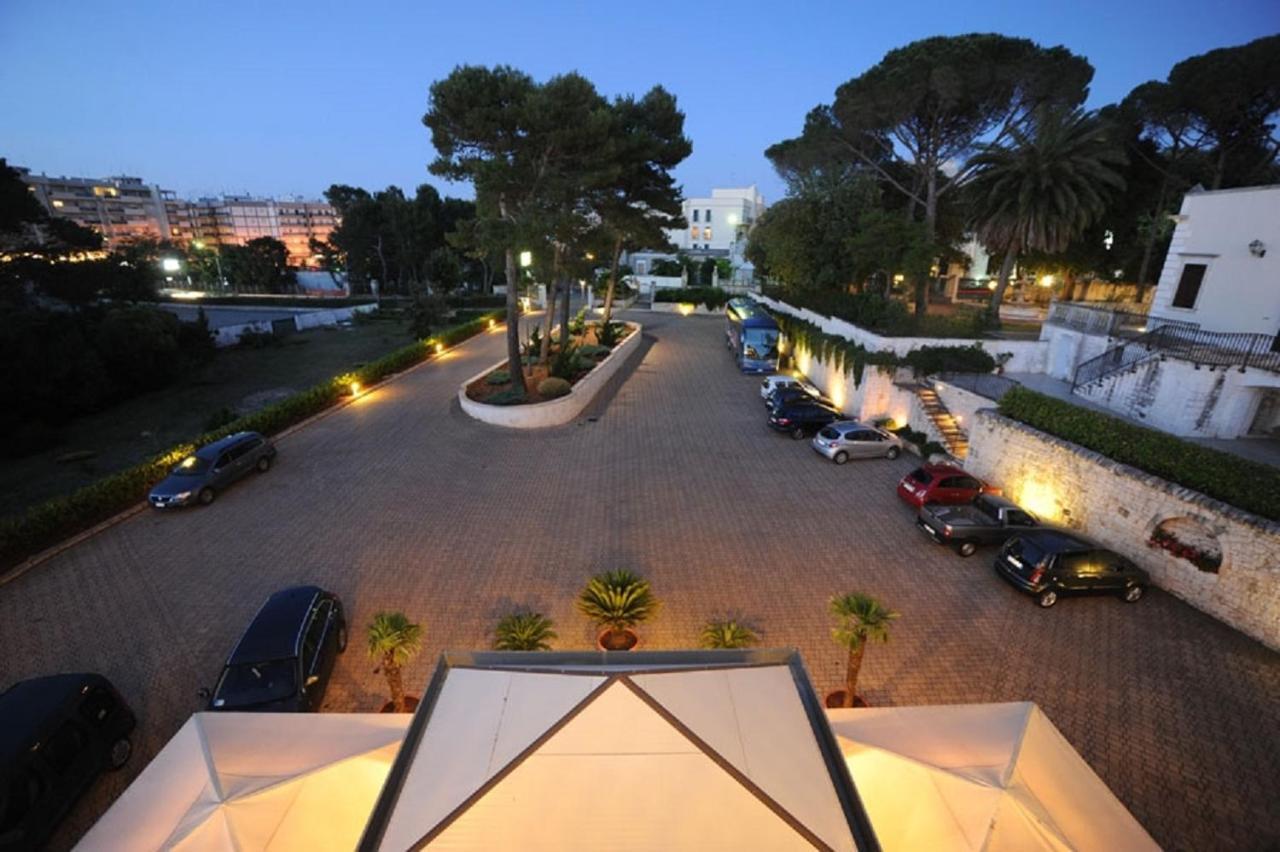 Hotel Villa Rosa Martina Franca Esterno foto
