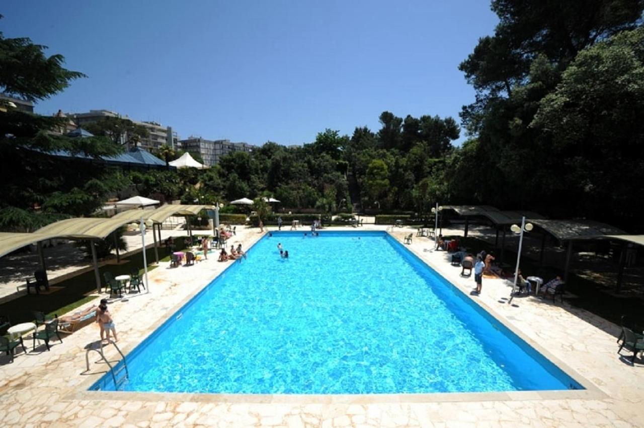 Hotel Villa Rosa Martina Franca Esterno foto
