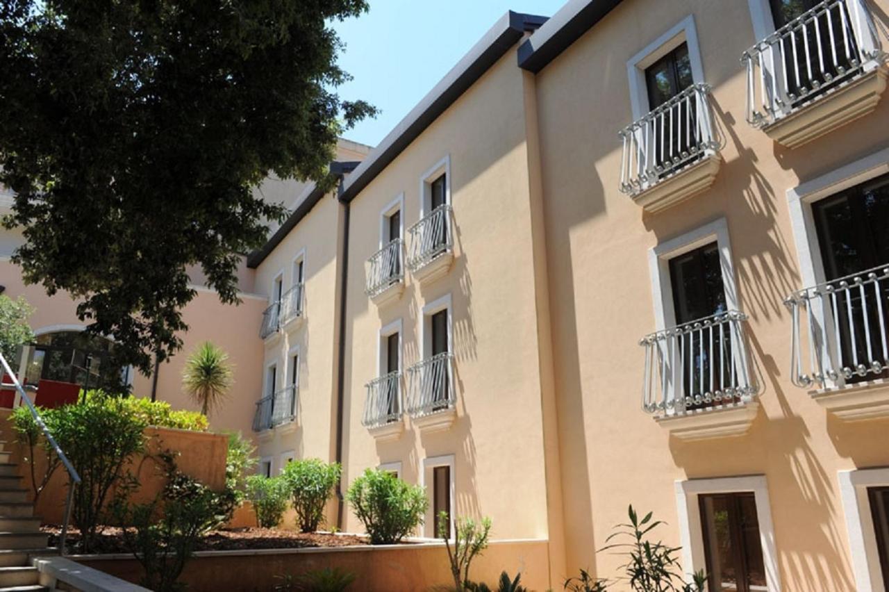 Hotel Villa Rosa Martina Franca Esterno foto