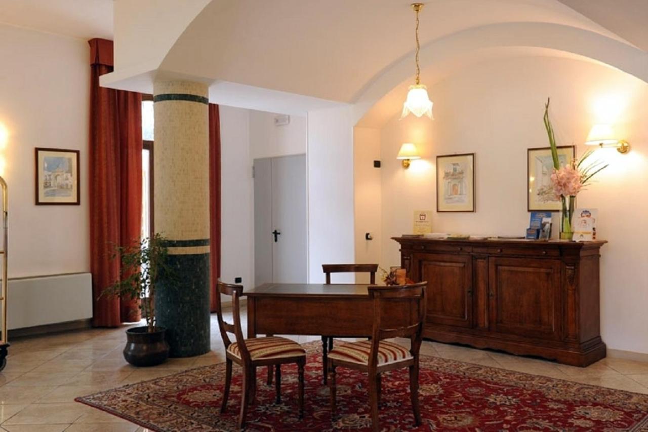 Hotel Villa Rosa Martina Franca Esterno foto
