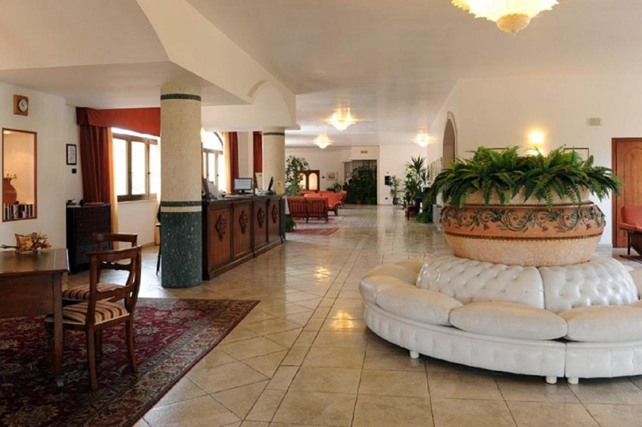 Hotel Villa Rosa Martina Franca Esterno foto