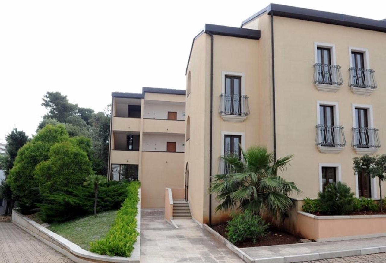 Hotel Villa Rosa Martina Franca Esterno foto